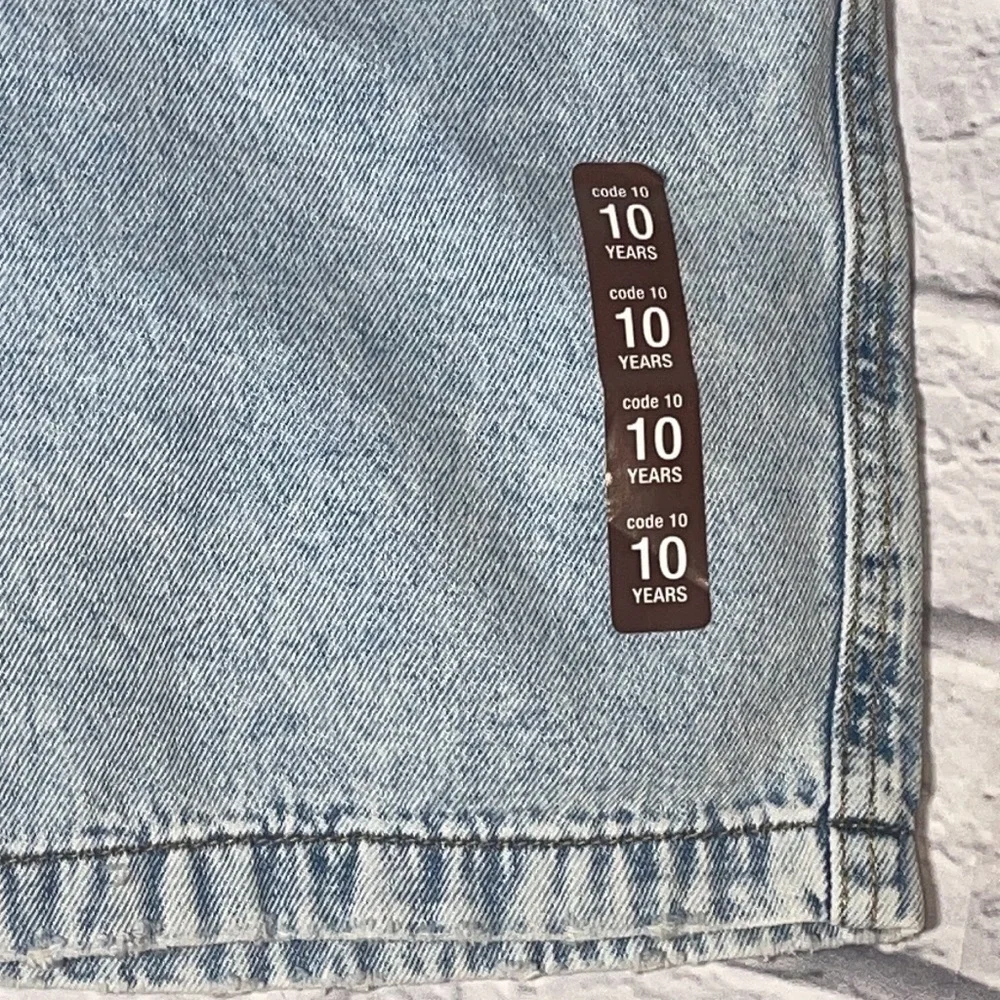Zara Youth Boy Drawstring Waist Distressed Hem Light Acid Wash Loose Jean Shorts